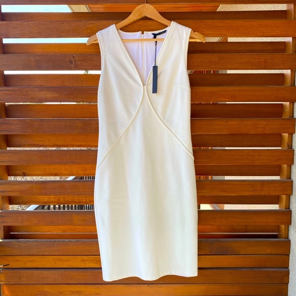 OBAKKI - NWOT - Size 4 - Off White Sleeveless Dress - Picture 1 of 4